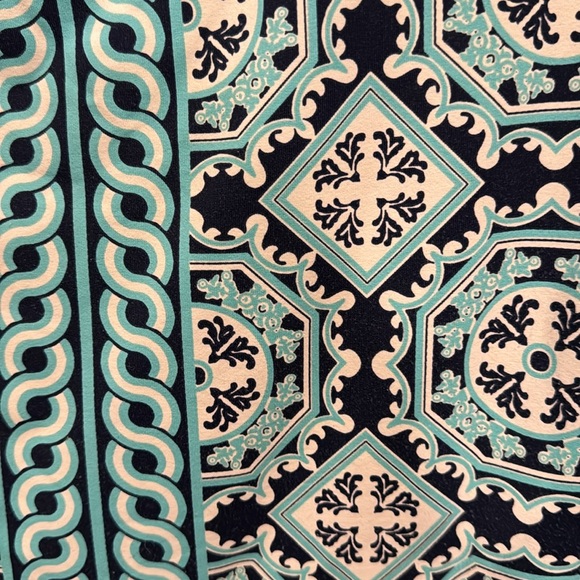 Charter Club Large tunic - Picture 2 of 3